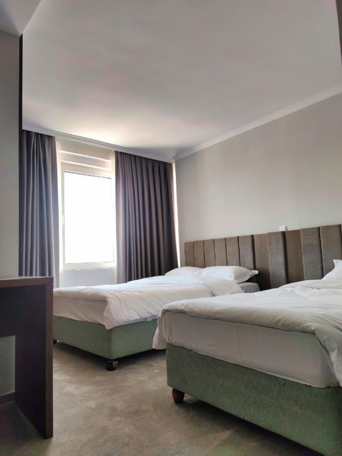 Oaza Hotel Štip Extérieur photo