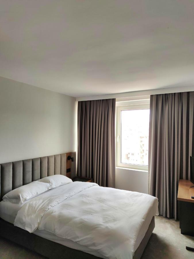 Oaza Hotel Štip Extérieur photo
