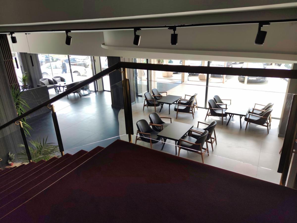 Oaza Hotel Štip Extérieur photo